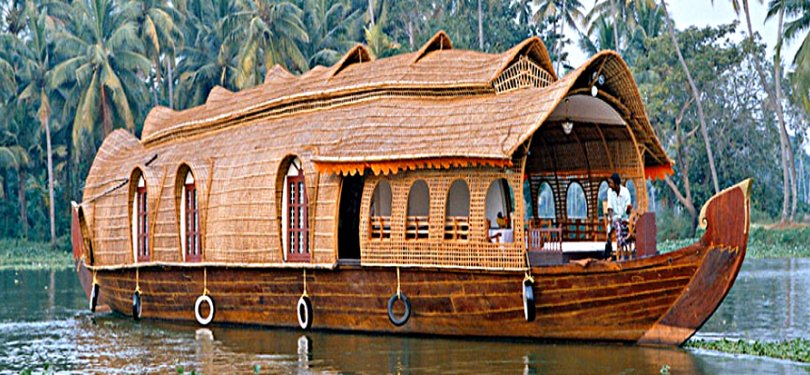 Houseboat in alleppey backwaters