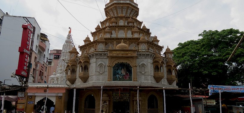 Dagadusheth Halwai Ganapati Temple