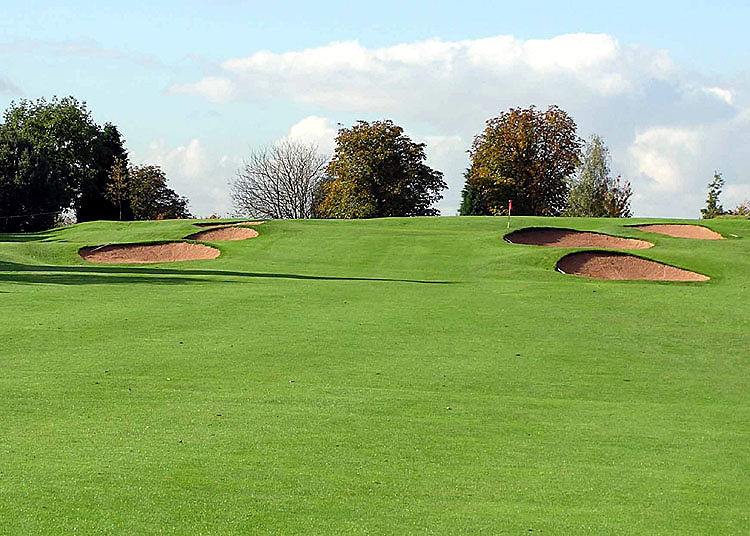 Wellingtons Golf Course Coonoor